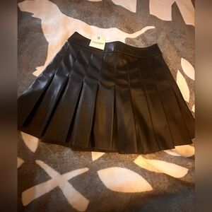 Black faux leather pleated skirt